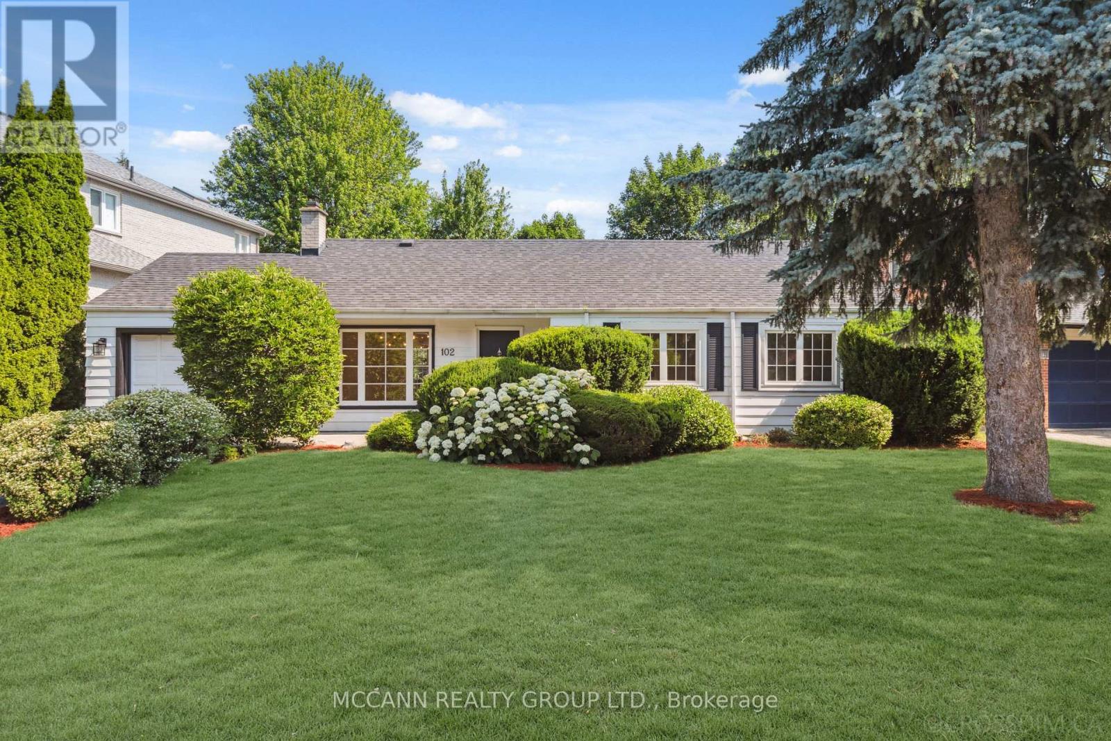 Property image for 102 YORKMINSTER ROAD|Toronto (St. Andrew-Windfields), Ontario M2P1M6