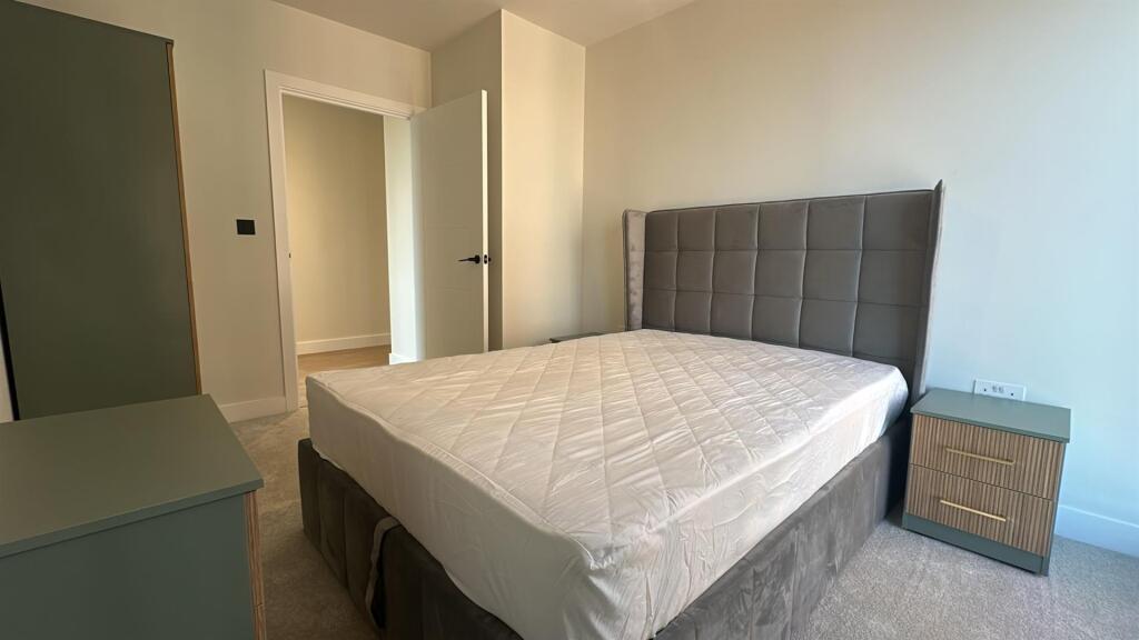 Additional image 5 of Glasswater Locks, Belmont Row, Birmingham