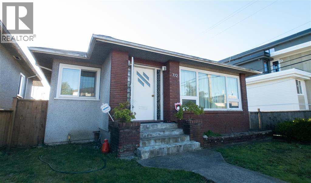 Property image for 712 E 57 AVENUE|Vancouver, British Columbia V5X1T2