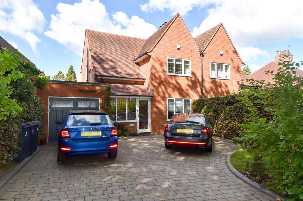 Hole Lane, Bournville Village Trust, Northfield, Birmingham, B31