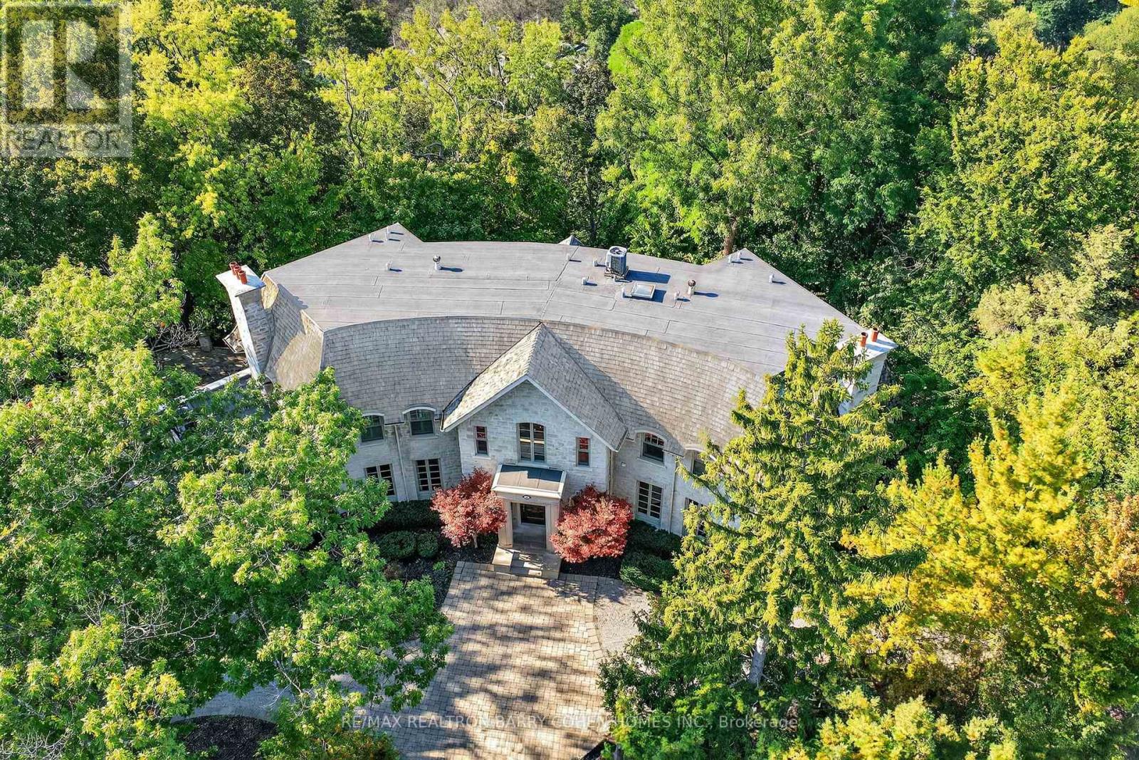 Property image for 36 OLD YONGE STREET|Toronto (Bridle Path-Sunnybrook-York Mills), Ontario M2P1P7