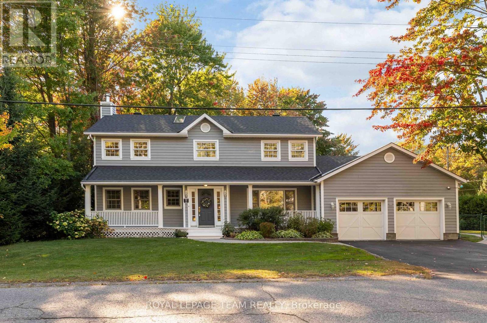 60 VAAN DRIVE|Ottawa, Ontario K2G0C9