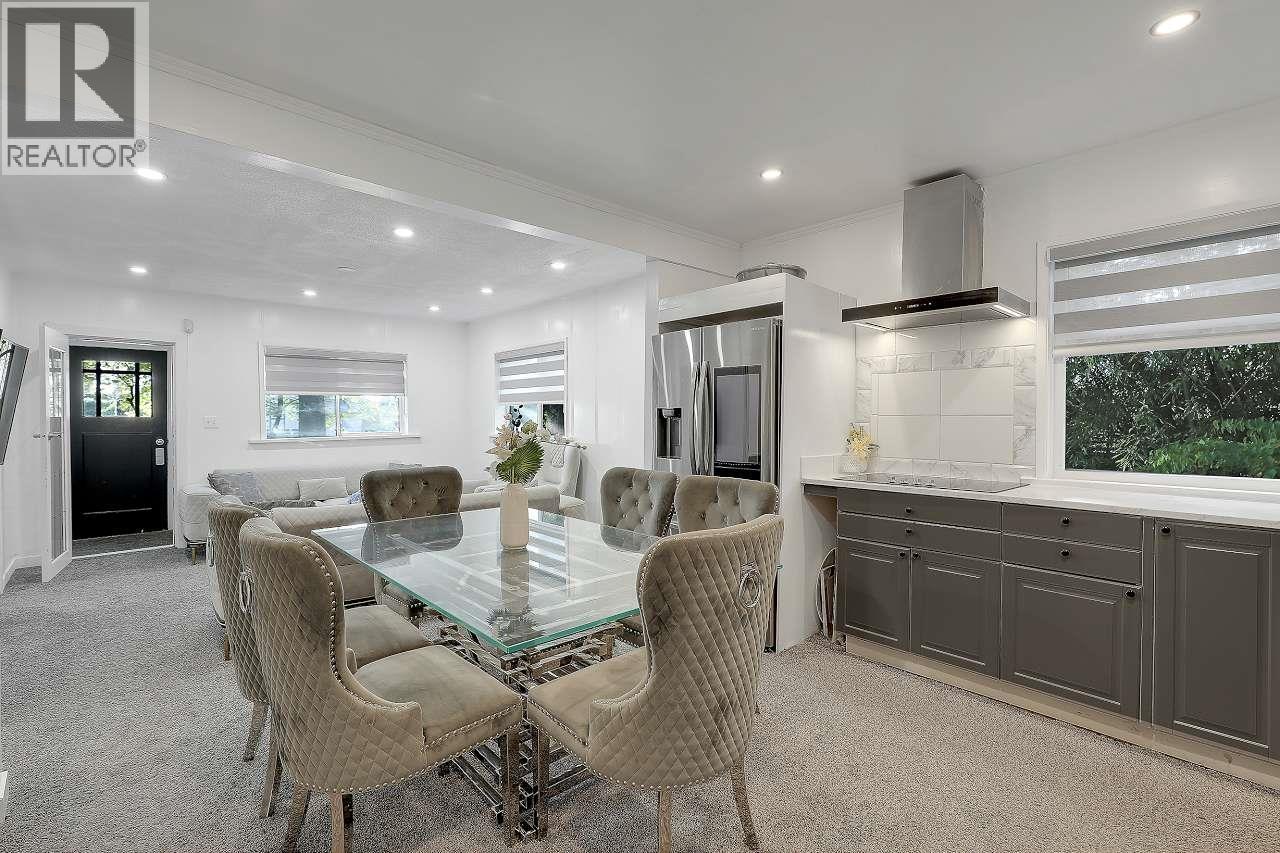 7822 WILLARD STREET|Burnaby, British Columbia V3N2W5