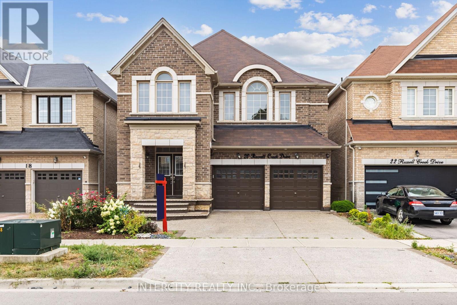 Property image for 20 RUSSELL CREEK DRIVE|Brampton (Sandringham-Wellington), Ontario L6R3Y9