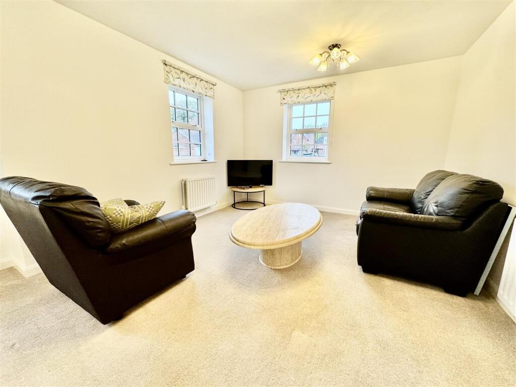 Additional image 3 of Horseshoe Crescent, Birmingham