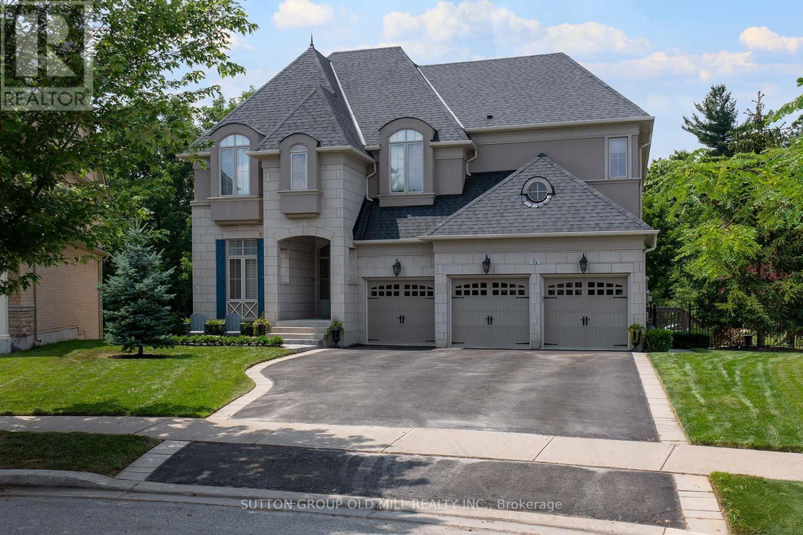Property image for 14 CANIS STREET|Brampton (Credit Valley), Ontario L6X2Y5