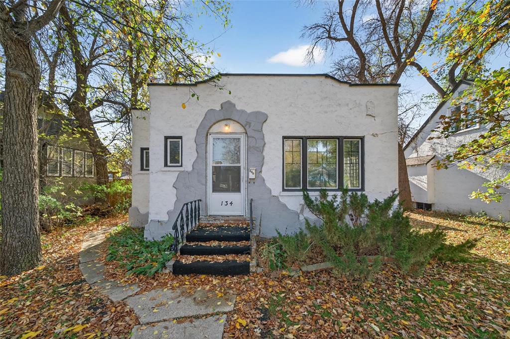 Property image for 134 Kingston Row|Winnipeg, Manitoba R2M0S9