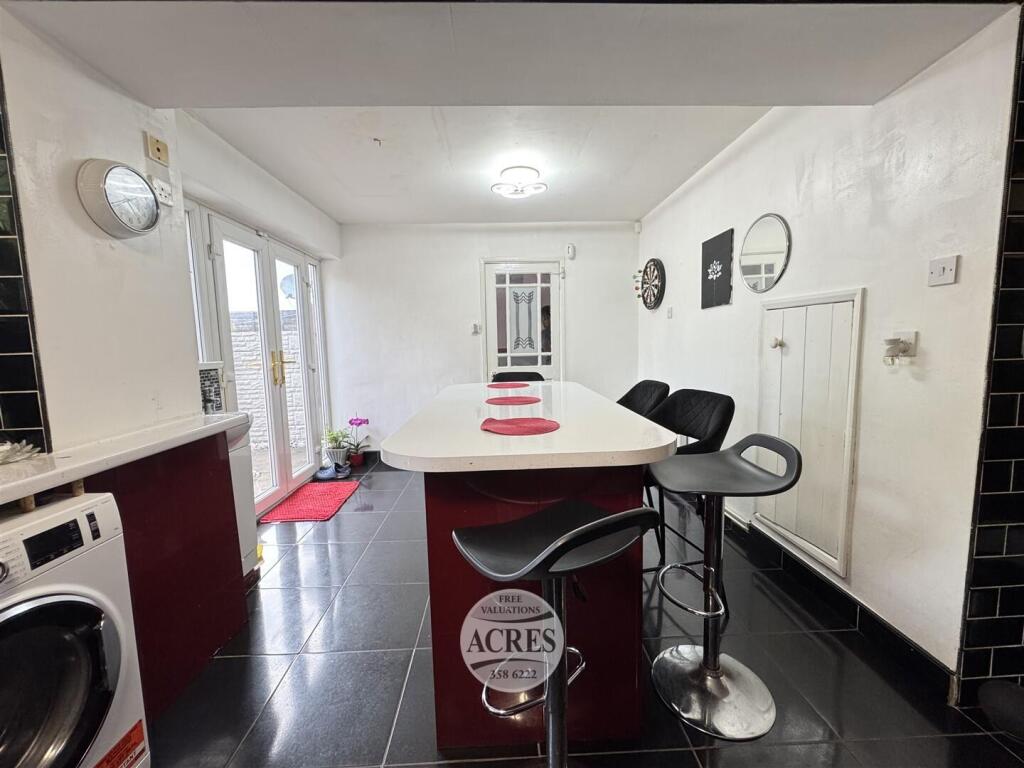 Additional image 16 of Templemore Drive, Great Barr, Birmingham