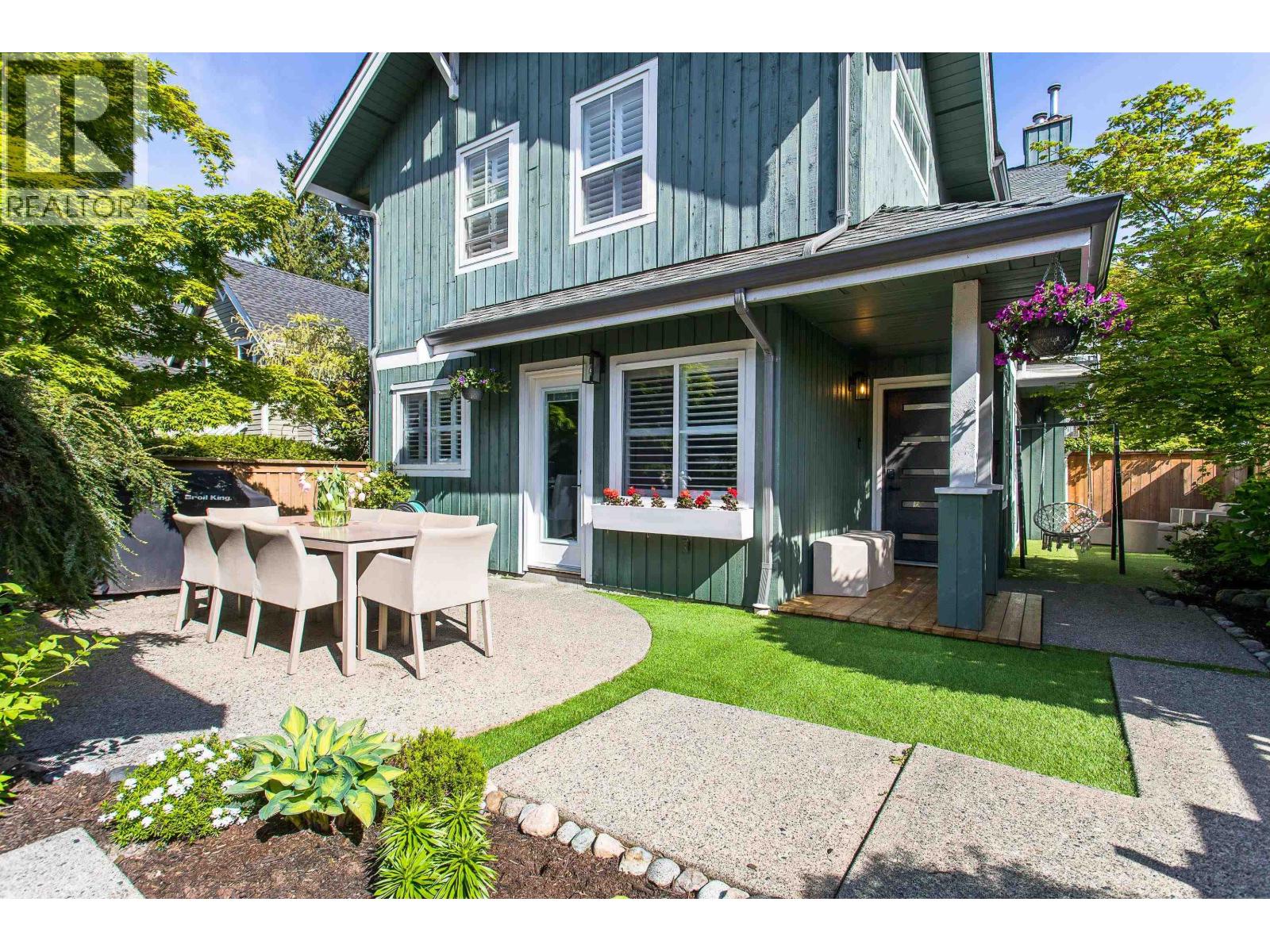 Property image for 1645 ST. ANDREWS AVENUE|North Vancouver, British Columbia V7L2V8
