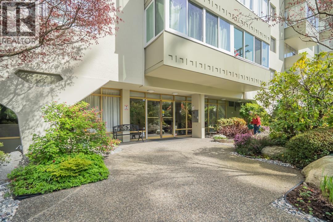 Property image for 606 1425 ESQUIMALT AVENUE|West Vancouver, British Columbia V7T1L1