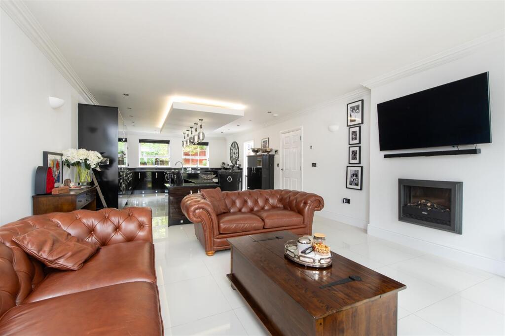 Additional image 20 of Blakesfield Drive, Barnt Green