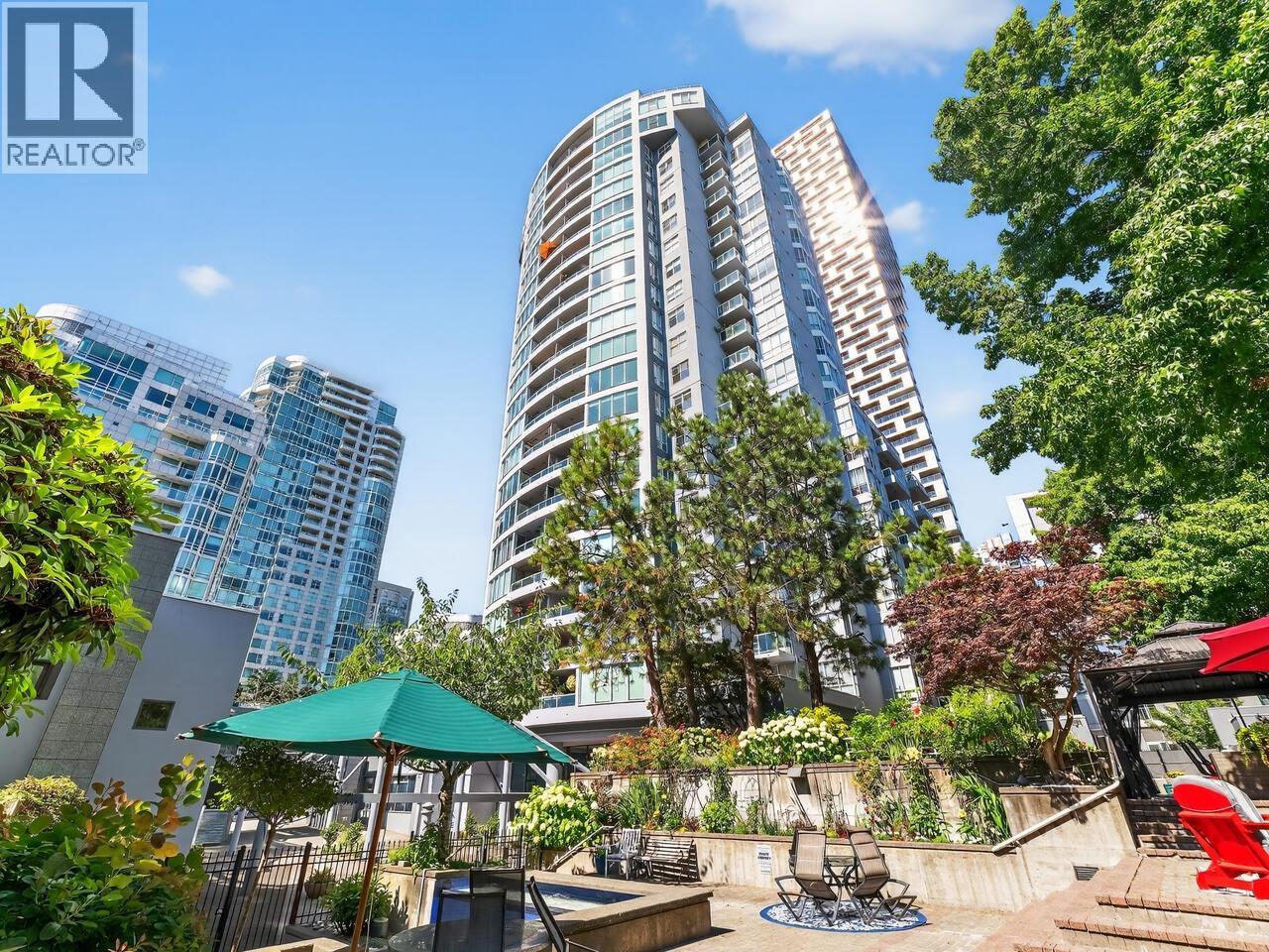 807 1500 HOWE STREET|Vancouver, British Columbia V6Z2M8