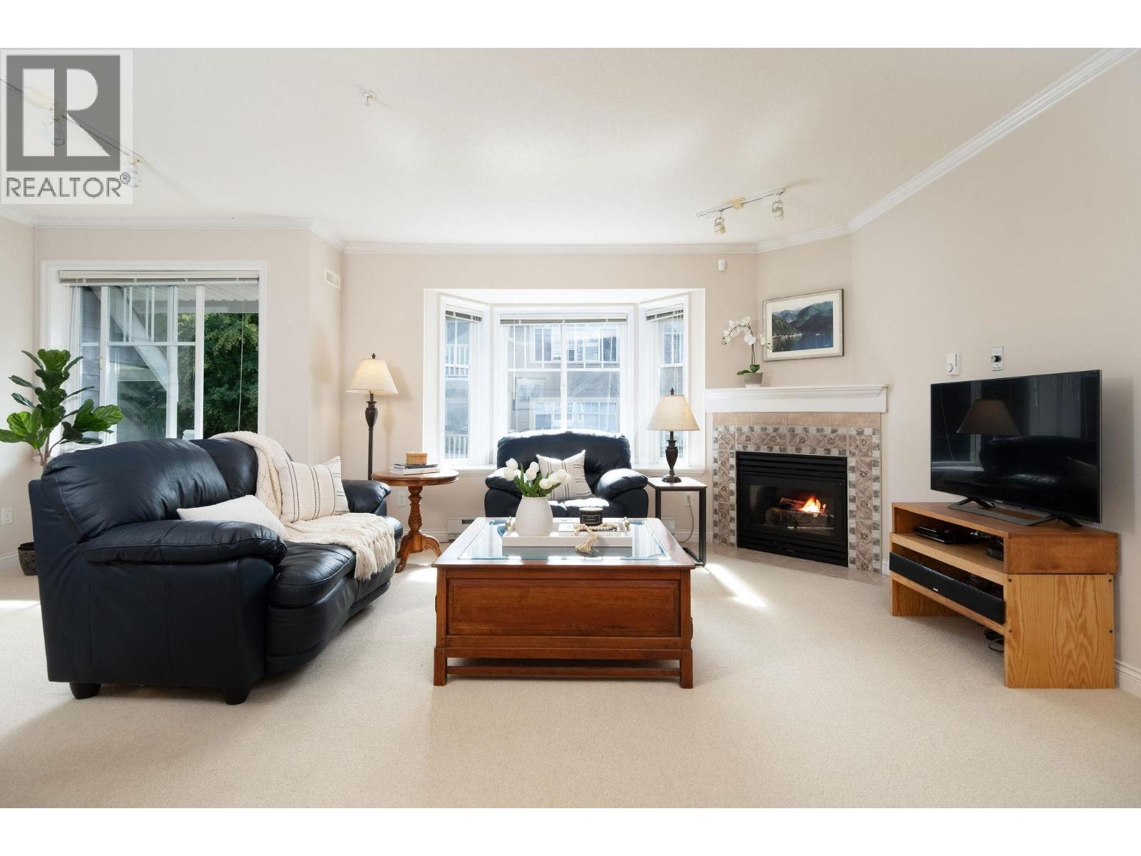 Property image for 651 ST. ANDREWS AVENUE|North Vancouver, British Columbia V7L4M2