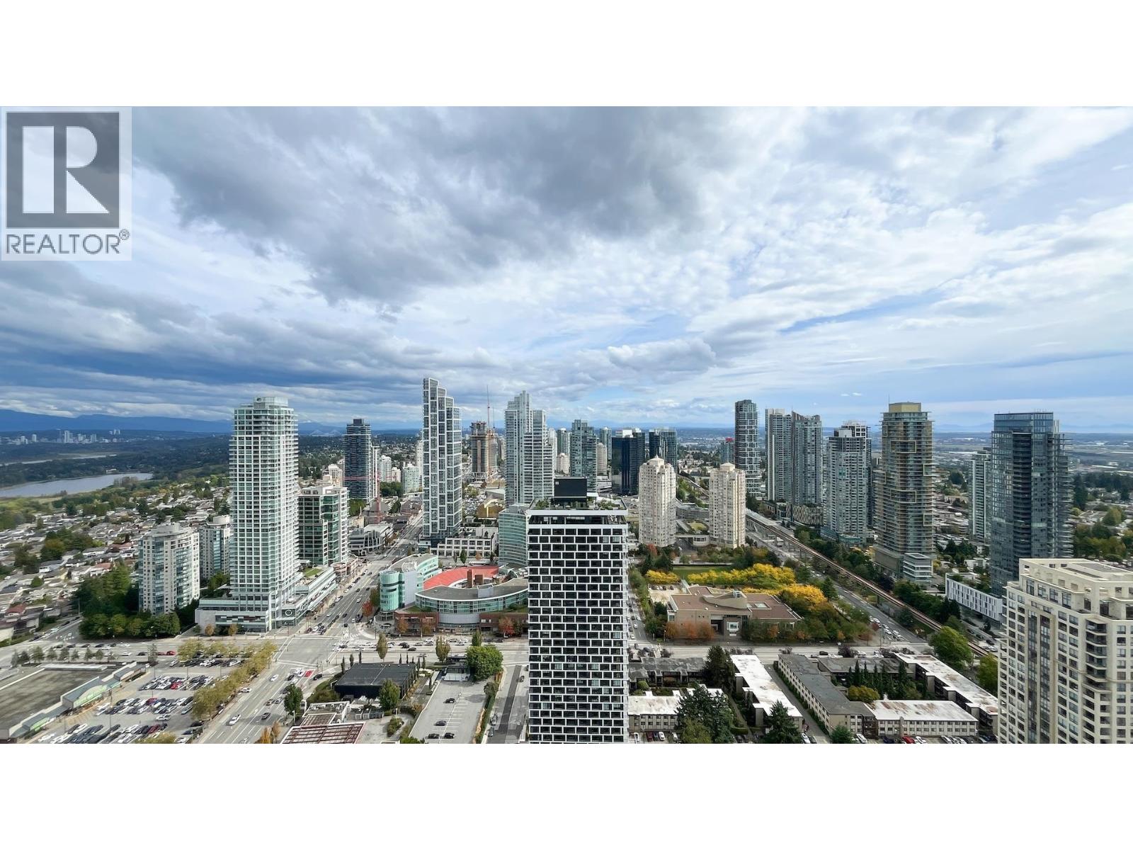 3908 5987 WILSON AVENUE|Burnaby, British Columbia V5H0L7