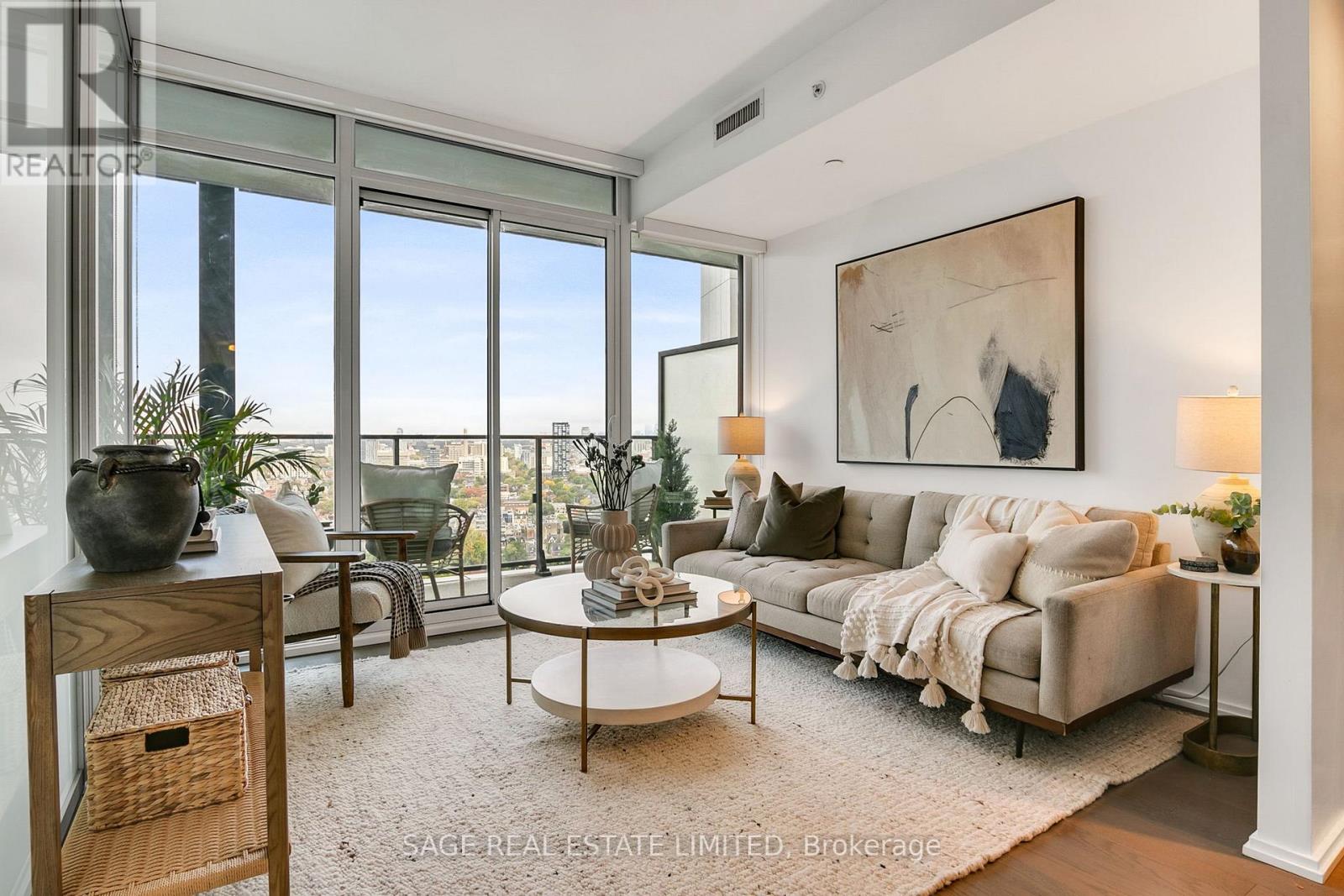 Property image for 2504 - 125 PETER STREET|Toronto (Waterfront Communities), Ontario M5V0M2