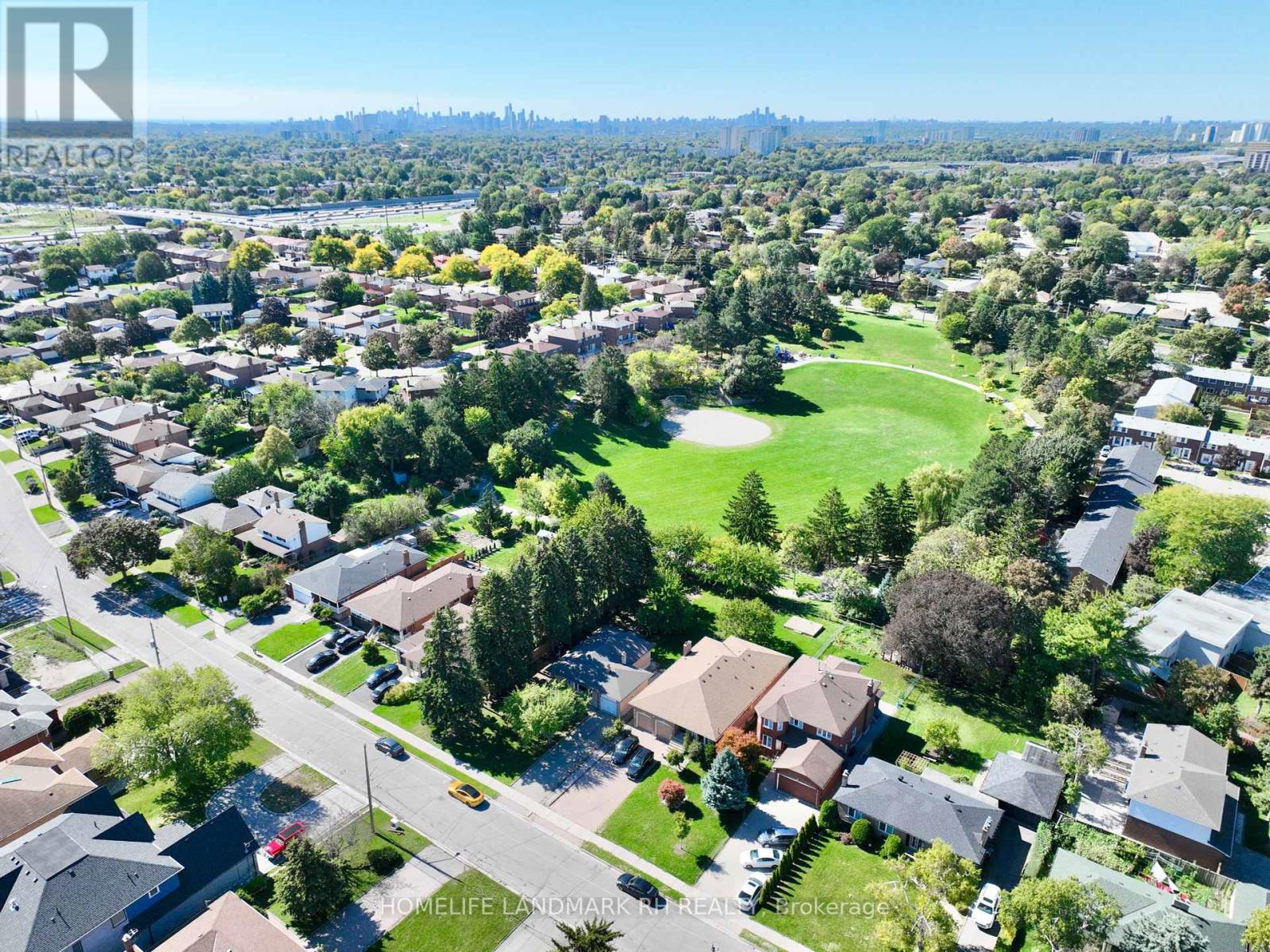 Property image for 38 ARAGON AVENUE|Toronto (Tam O'Shanter-Sullivan), Ontario M1T1X7