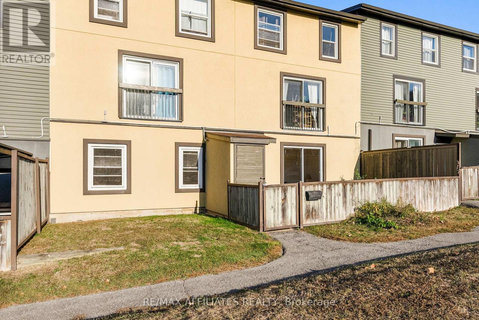 Property image for 49 - 1250 MCWATTERS ROAD|Ottawa, Ontario K2C3P5