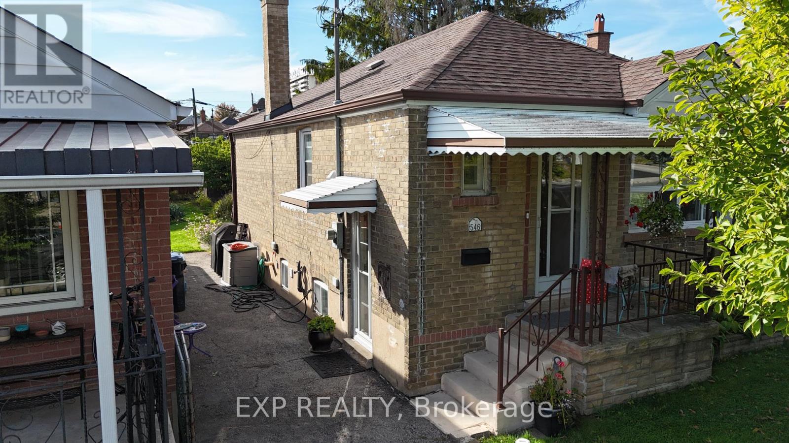 Property image for 546 MC ROBERTS AVENUE N|Toronto (Caledonia-Fairbank), Ontario M6E4R6