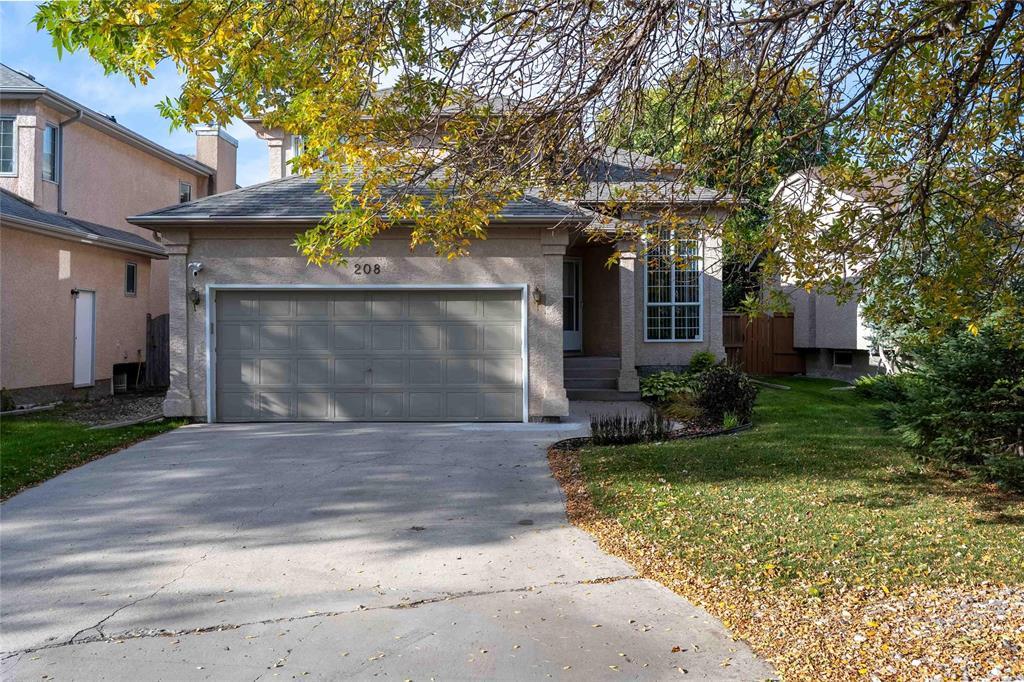 Property image for 208 Barlow Crescent|Winnipeg, Manitoba R2N3W2