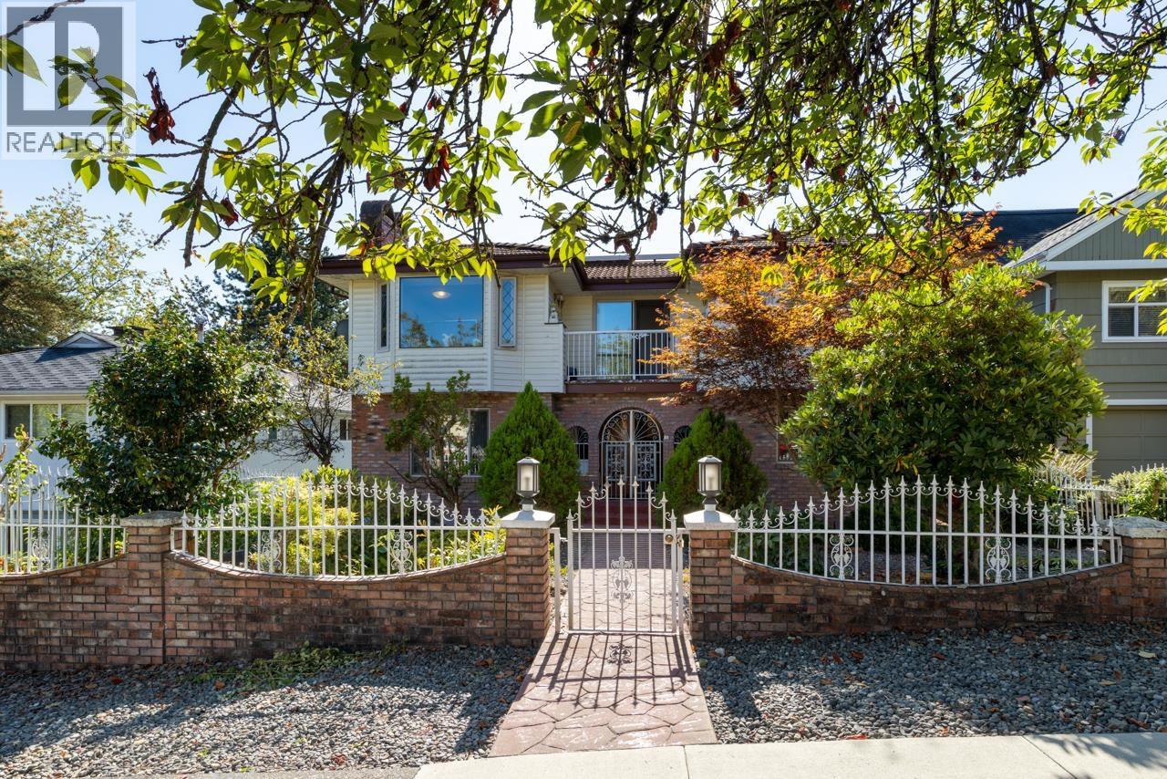 2472 E 12TH AVENUE|Vancouver, British Columbia V5M2C2