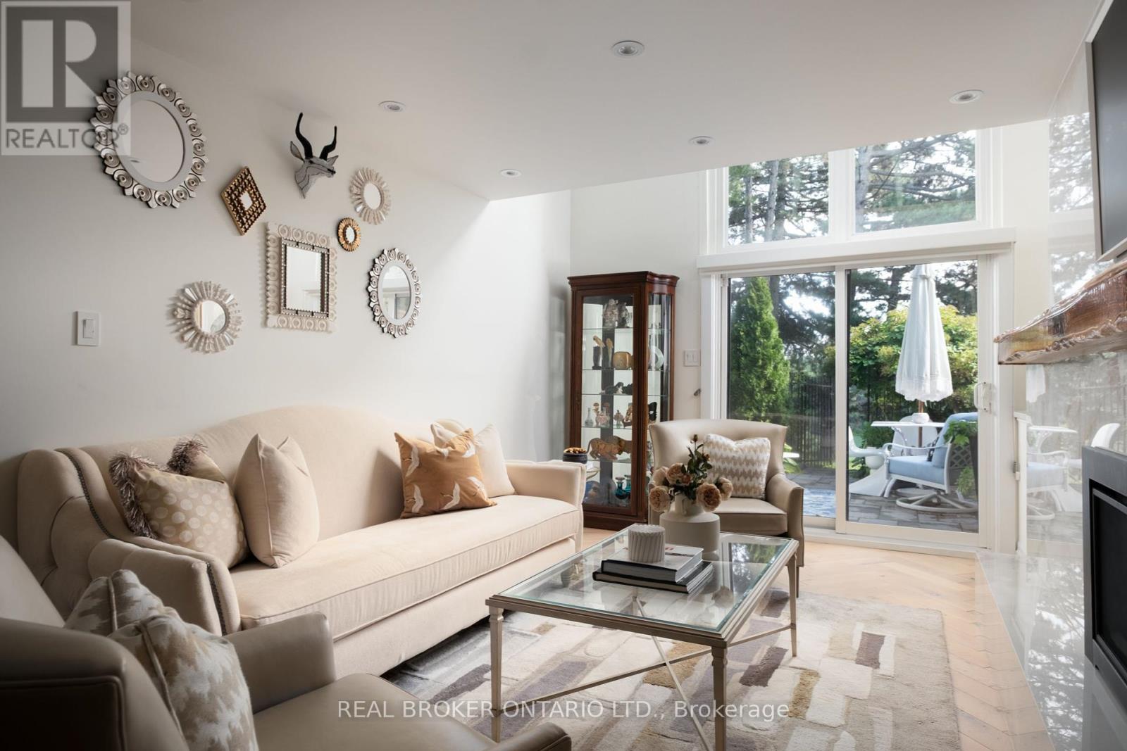 Property image for B - 187 SHERWOOD AVENUE|Toronto (Mount Pleasant East), Ontario M4P2A9