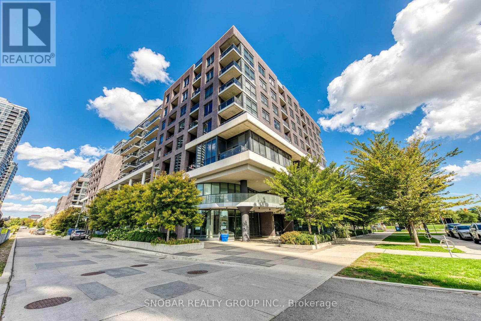 Property image for 501 - 10 GIBBS ROAD|Toronto (Islington-City Centre West), Ontario M9B6L6