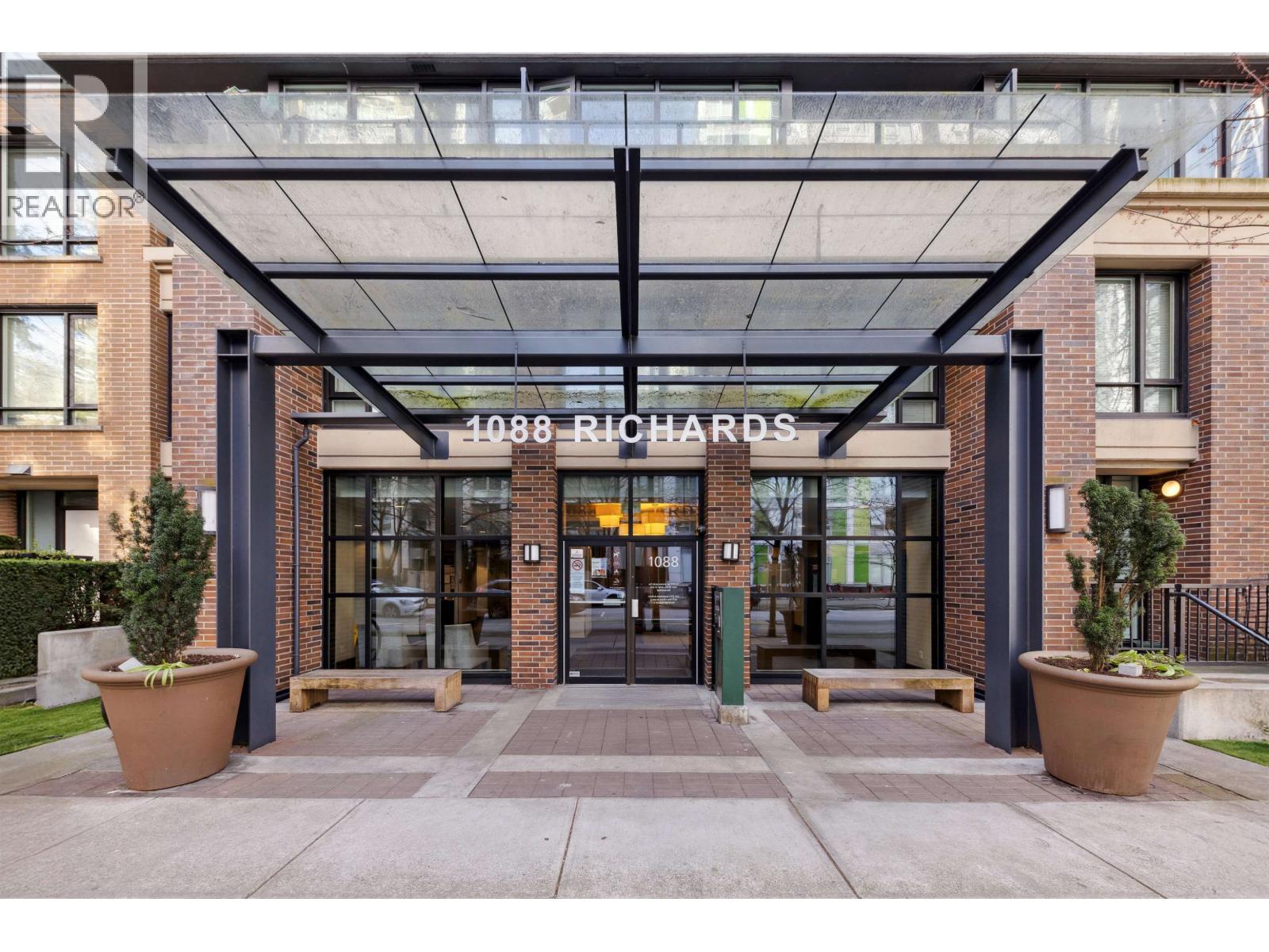 811 1088 RICHARDS STREET|Vancouver, British Columbia V6B0J8
