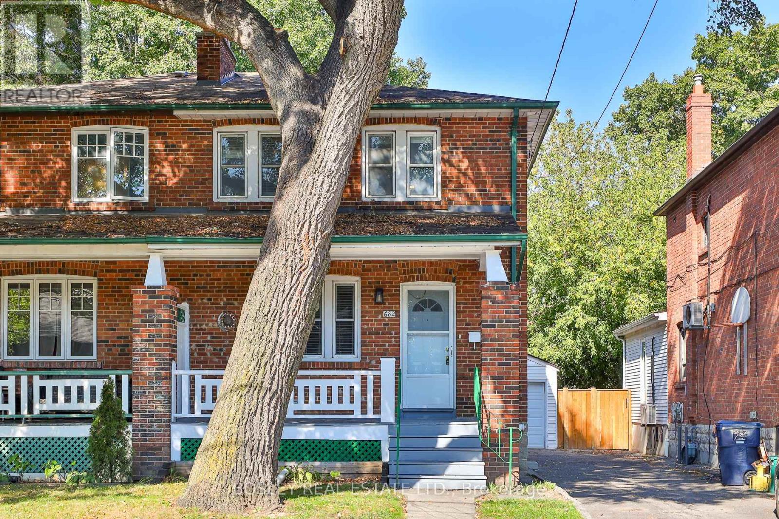 Property image for 682 HILLSDALE AVENUE E|Toronto (Mount Pleasant East), Ontario M4S1V3