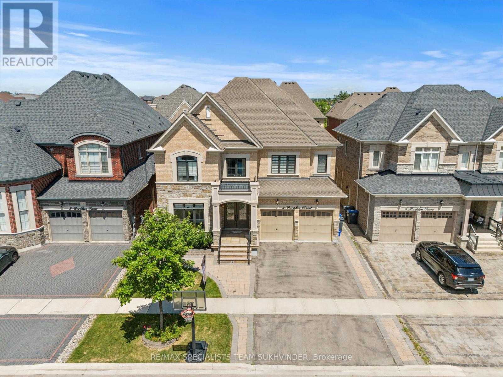 Property image for 4 ROCKTON COURT|Brampton (Toronto Gore Rural Estate), Ontario L6P4G6