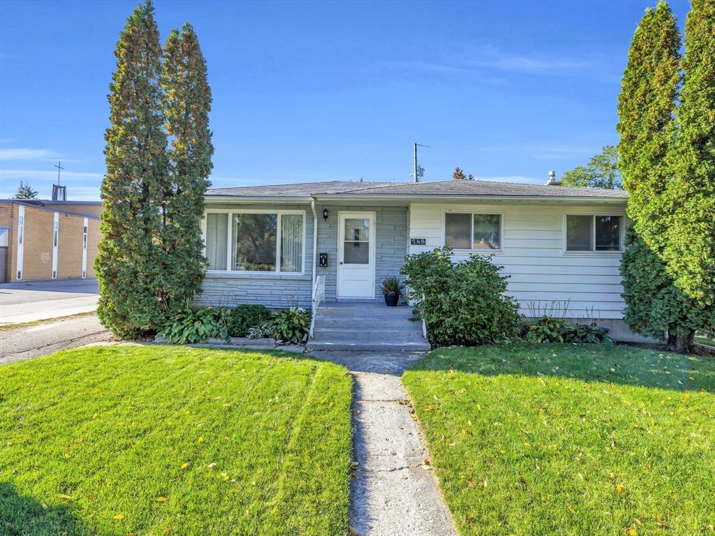 Property image for 748 Oakland Avenue|Winnipeg, Manitoba R2G0C1