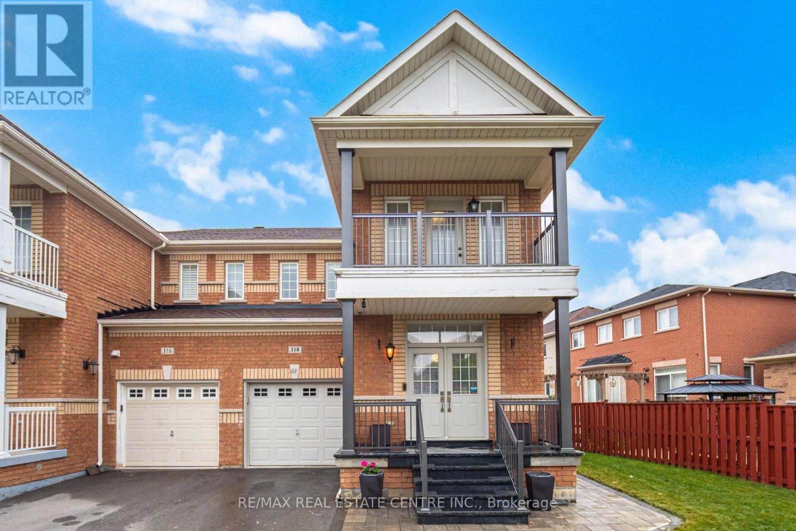 Property image for 118 CONNOLLY CRESCENT|Brampton (Sandringham-Wellington), Ontario L6R0E3