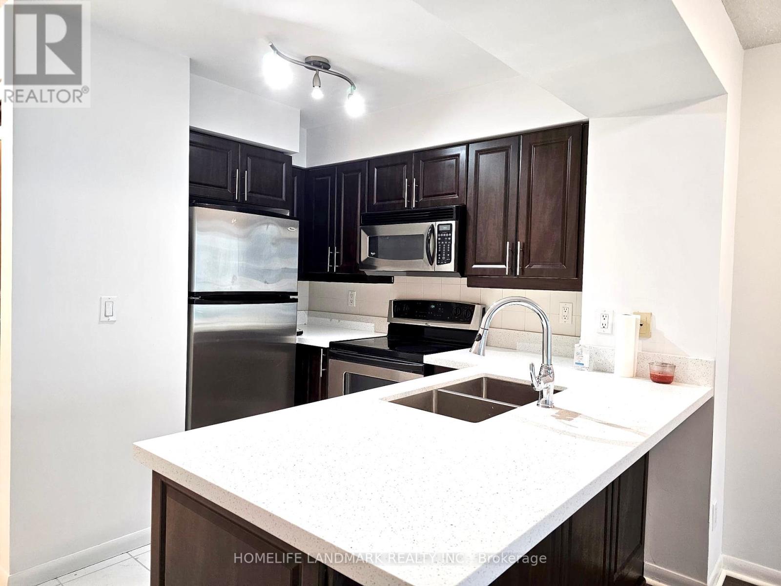 Property image for 606 - 219 FORT YORK BOULEVARD|Toronto (Niagara), Ontario M5V1B1
