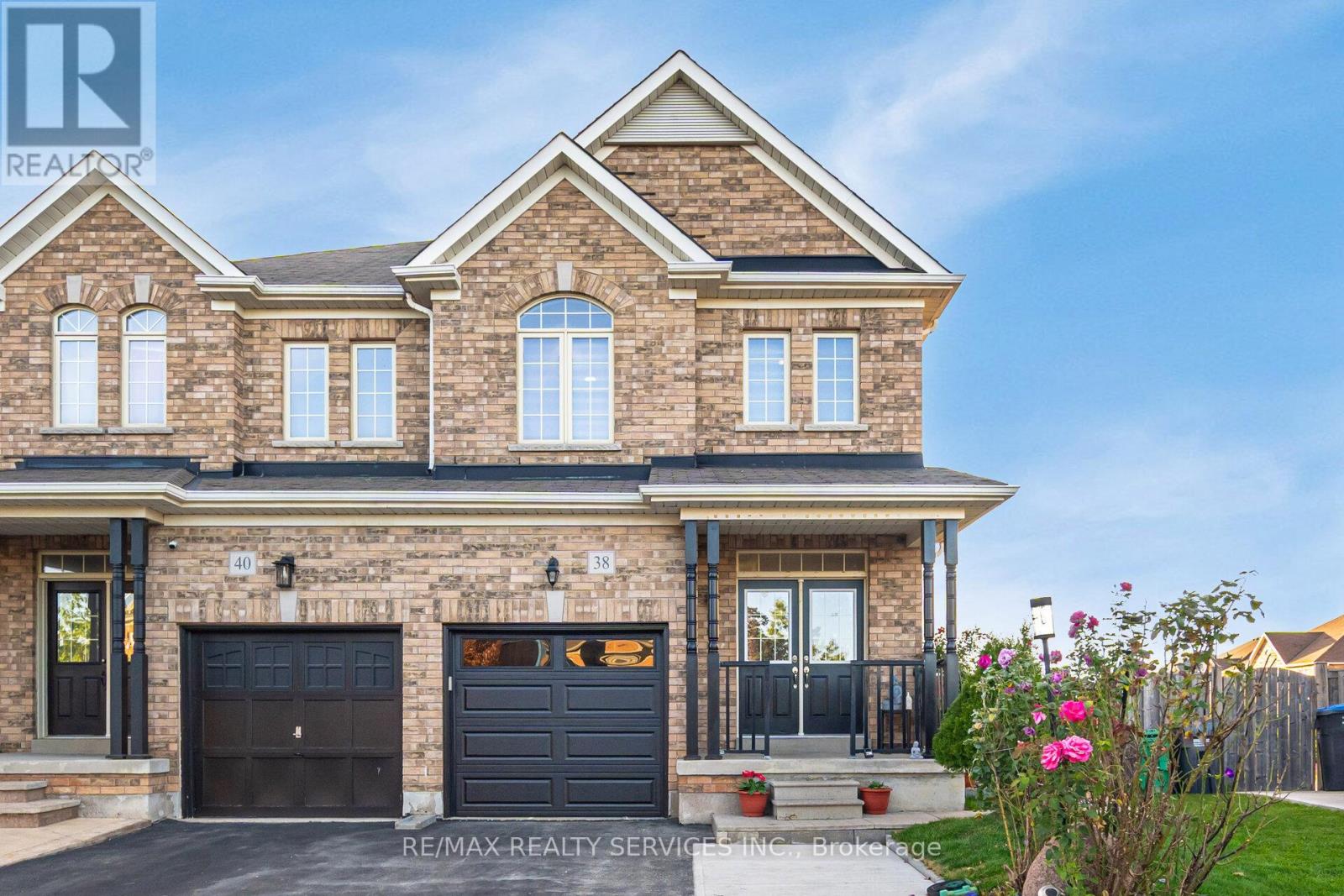38 DELPORT CLOSE|Brampton (Bram East), Ontario L6P3T3