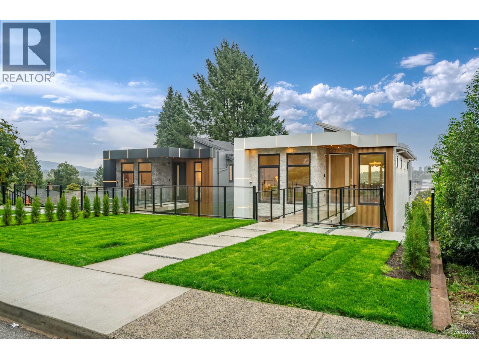 Property image for 971 ADDERLEY STREET|North Vancouver, British Columbia V7L1T2