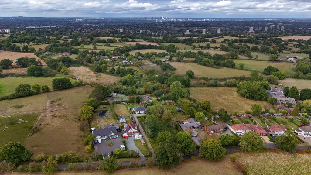 Additional image 25 of Packhorse Lane, Near Wythall, B38