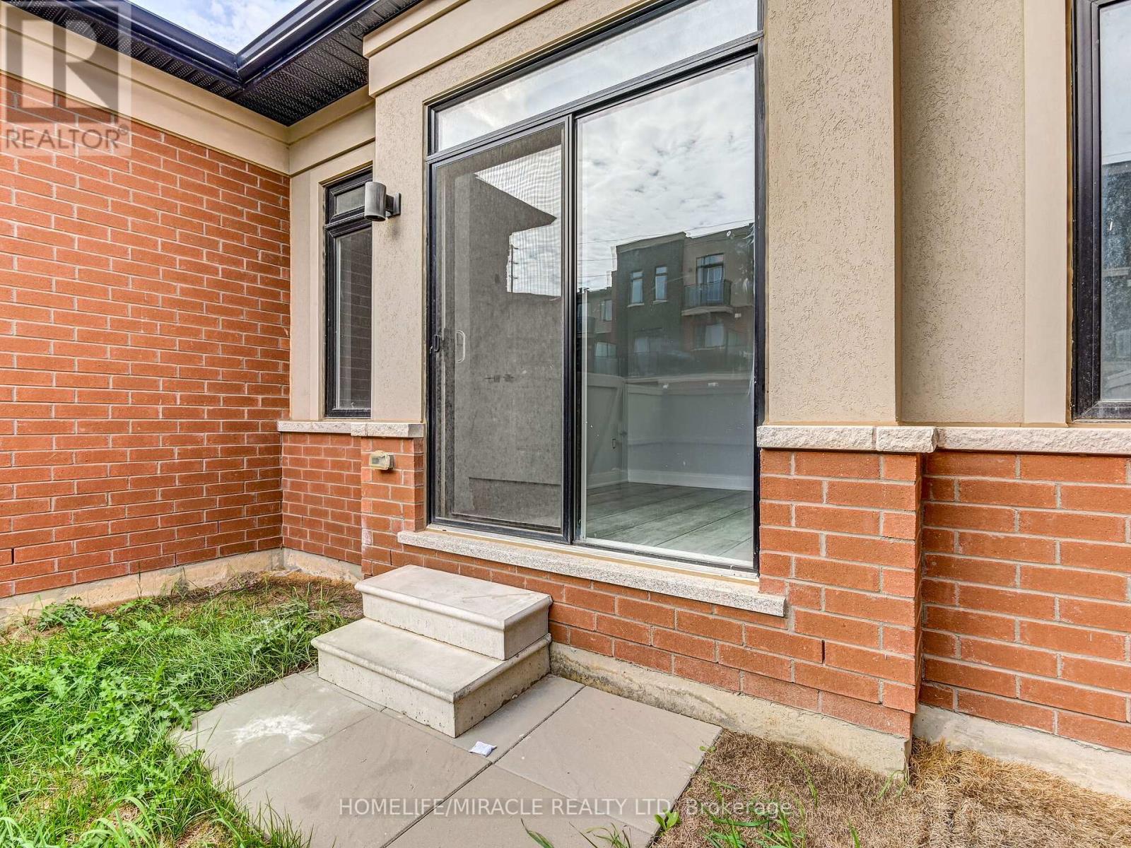 Property image for 66 PEARMAN CRESCENT|Brampton (Northwest Brampton), Ontario L7A4Y9