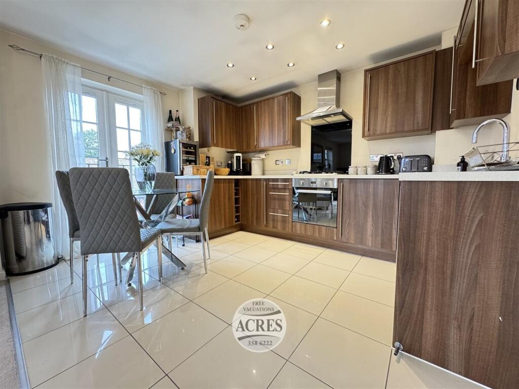 Additional image 6 of Horseshoe Crescent, Great Barr, Birmingham