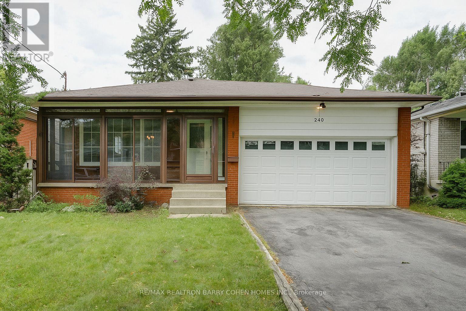Property image for 240 DUNVIEW AVENUE|Toronto (Willowdale East), Ontario M2N4J2