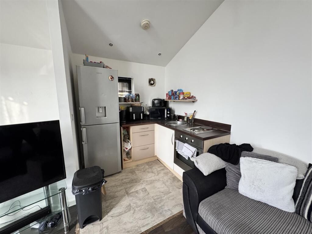 Additional image 3 of Tangmere Drive, Birmingham