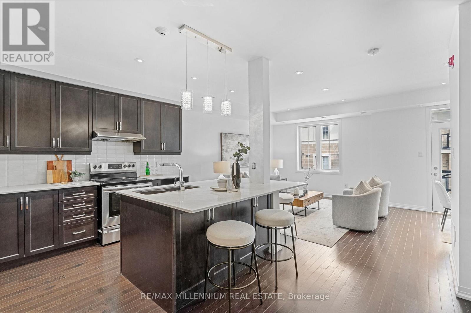Property image for 6 - 62 PRESTON MEADOW AVENUE|Mississauga (Hurontario), Ontario L4Z0C8