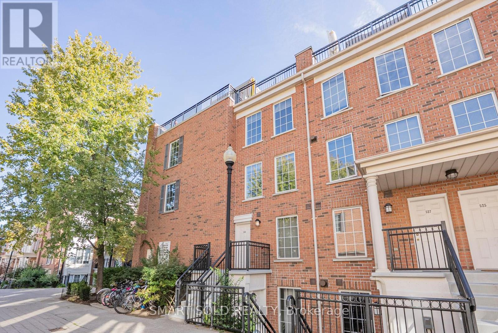 Property image for 533 - 3 EVERSON DRIVE|Toronto (Willowdale East), Ontario M2N7C2