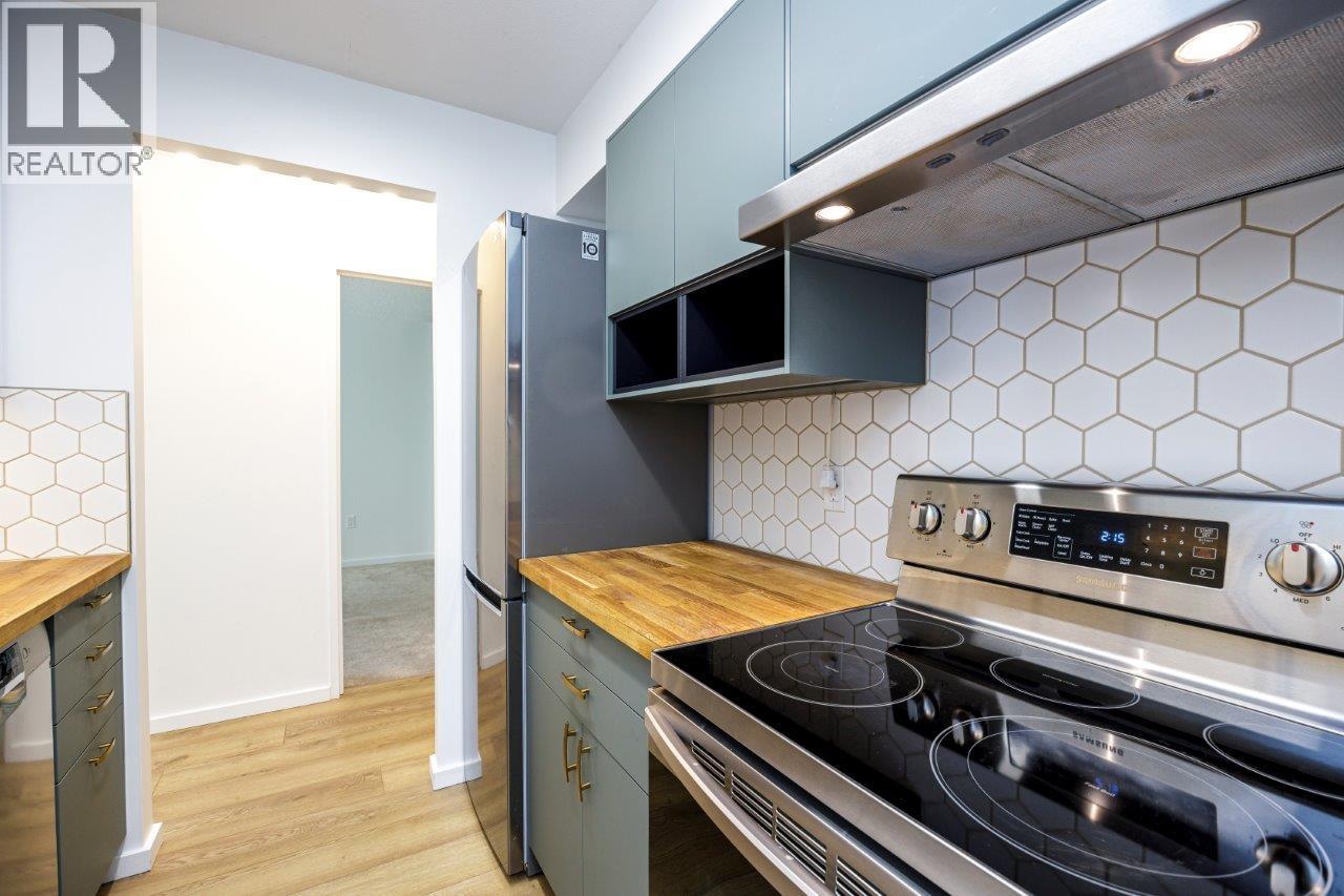 Property image for 304 2008 FULLERTON AVENUE|North Vancouver, British Columbia V7P3G7