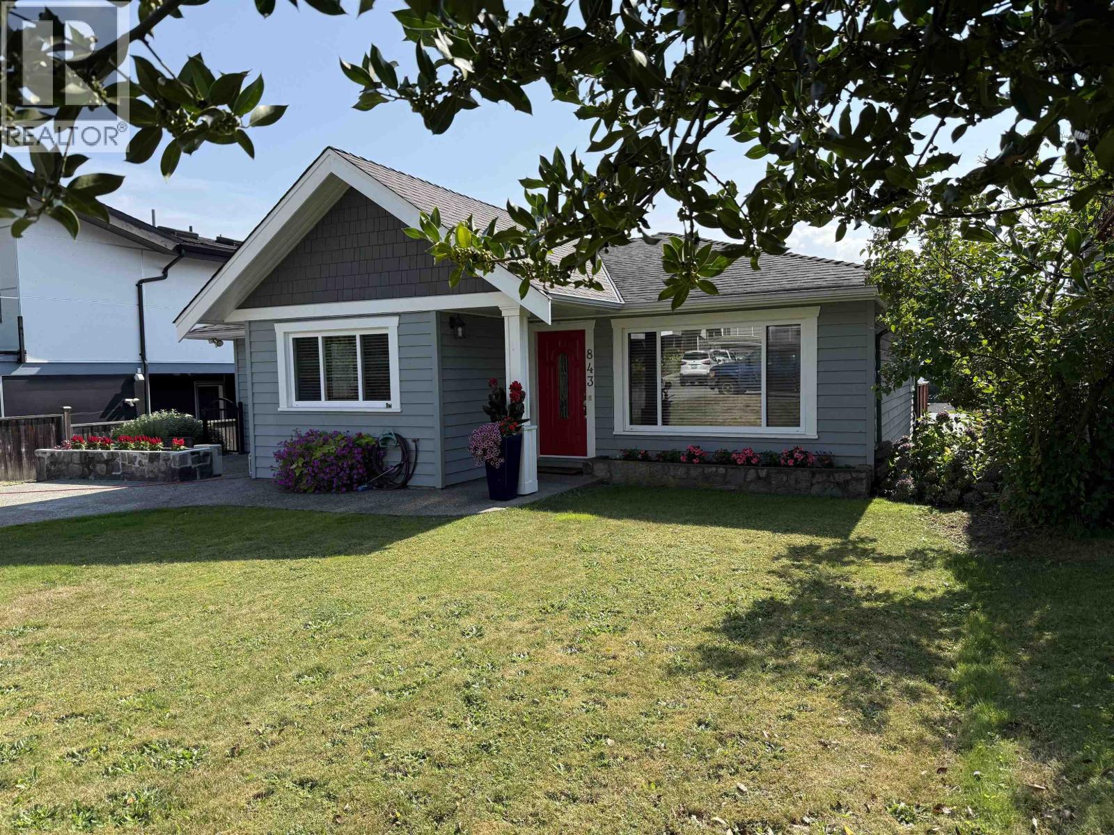 Property image for 843 WHITCHURCH STREET|North Vancouver, British Columbia V7L2A5