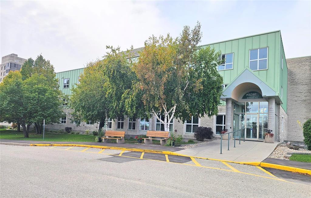 Property image for 206 895 Wilkes Avenue|Winnipeg, Manitoba R3B1P8