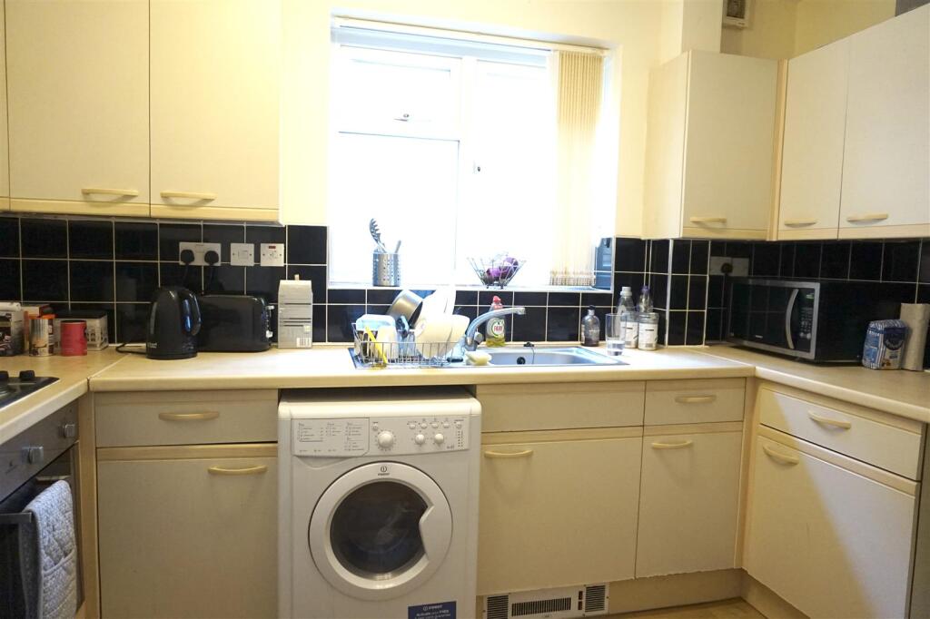 Additional image 4 of Savoy Close, Harborne, B32