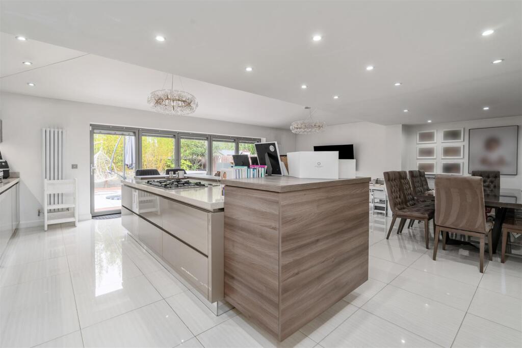 Additional image 21 of Radlow Crescent, Birmingham