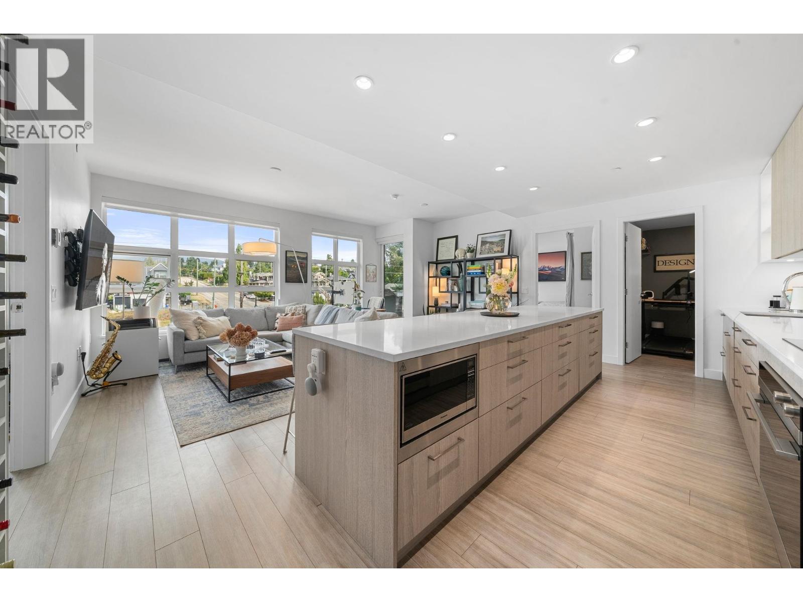 Property image for 413 747 E 3RD STREET|North Vancouver, British Columbia V7L1G8