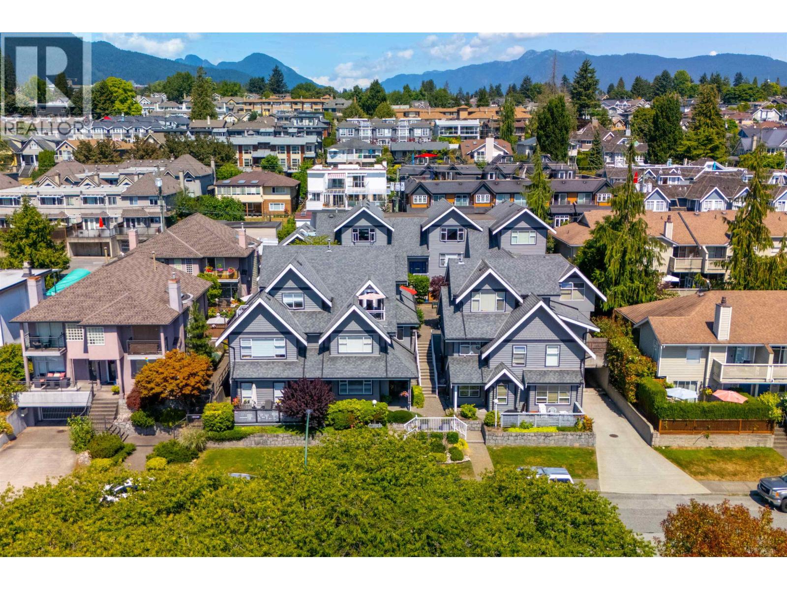Property image for 4 260 E 4TH STREET|North Vancouver, British Columbia V7L1H9