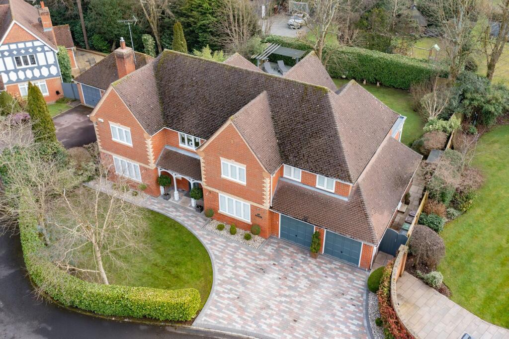 Additional image 32 of Greenhurst Drive, Barnt Green, B45