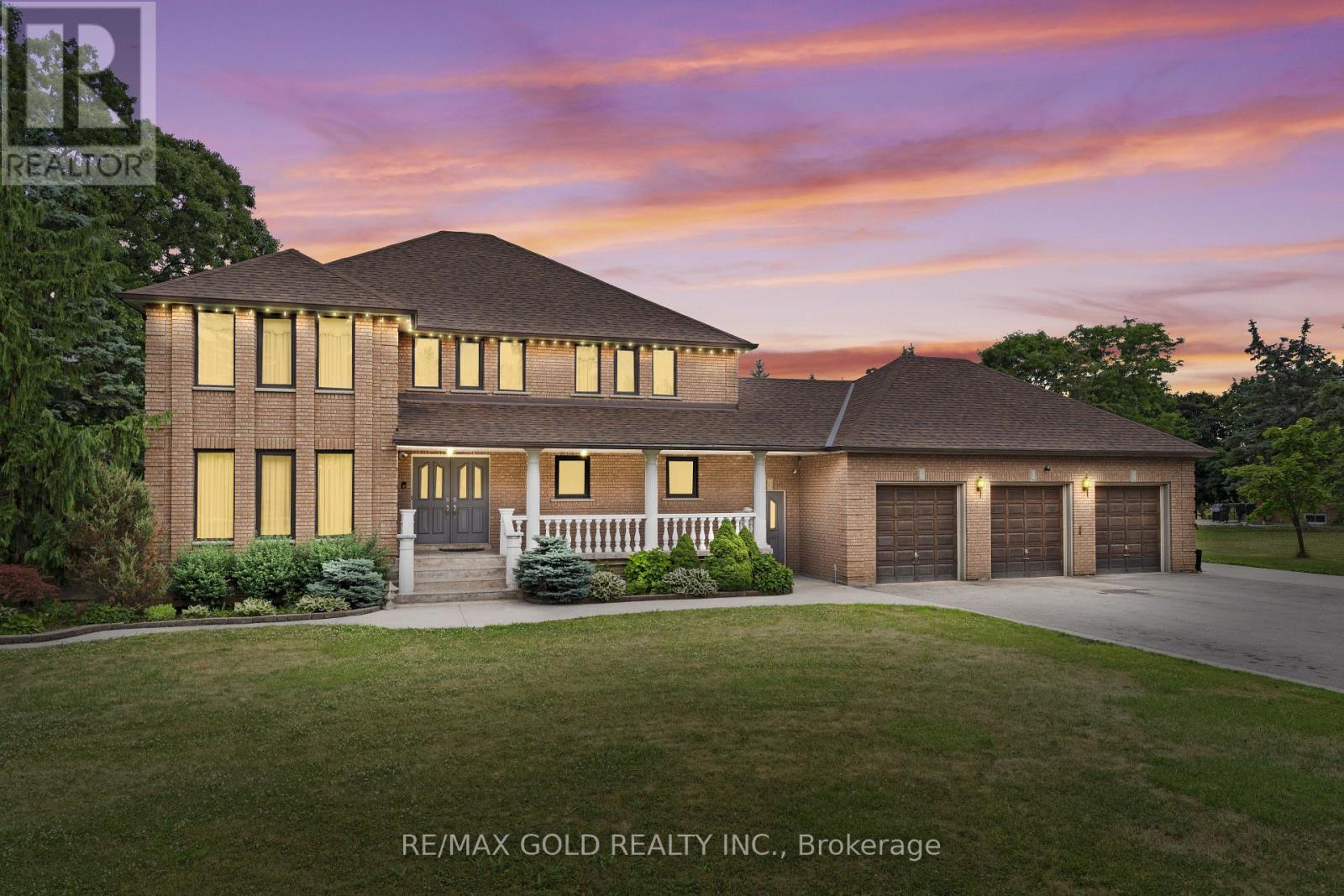 Property image for 8 RYCKMAN LANE|Brampton (Toronto Gore Rural Estate), Ontario L6P0C7